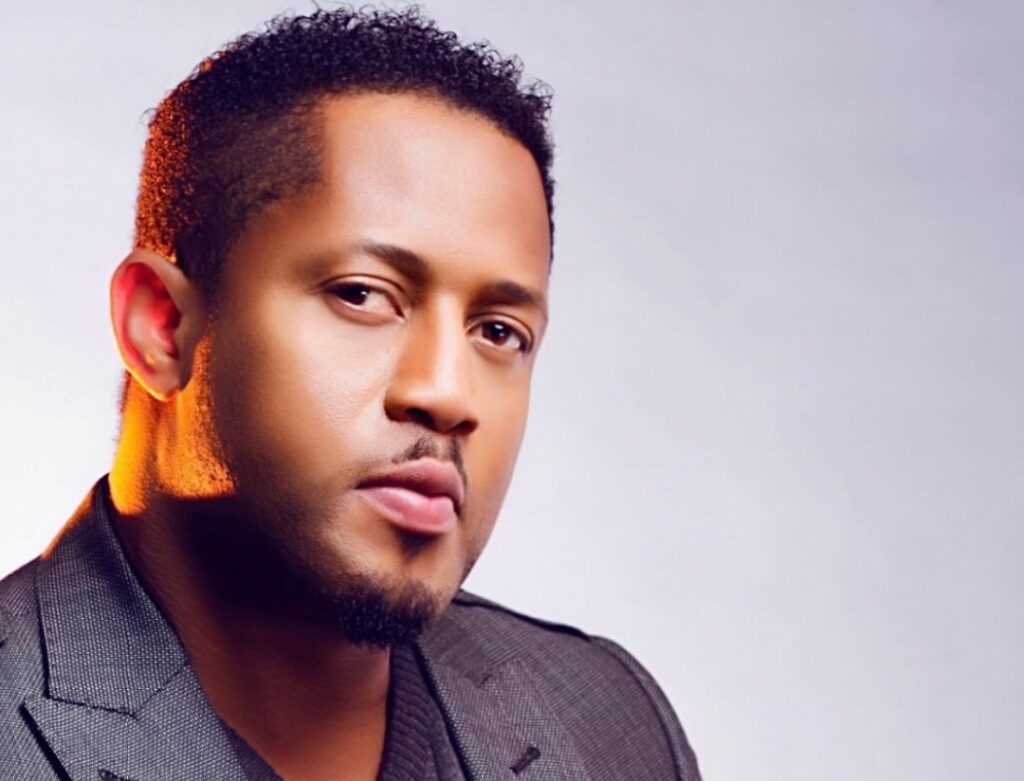 Mike Ezuruonye